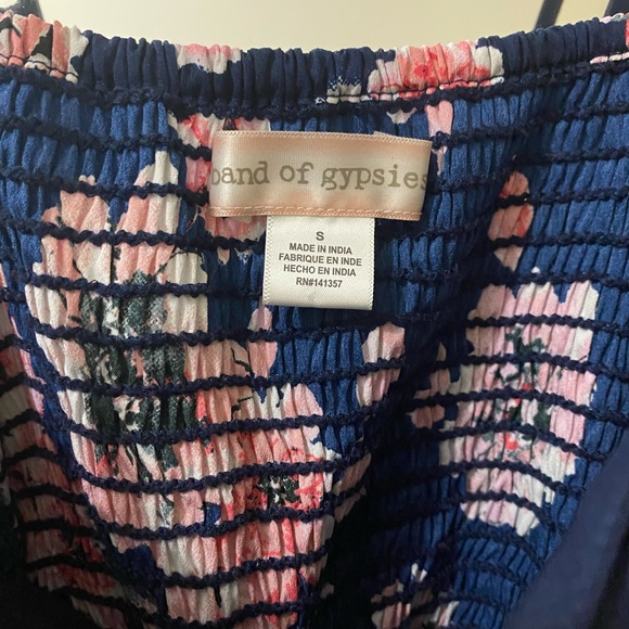 Band of Gypsies Floral Romper. Size S - Picture 5 of 5